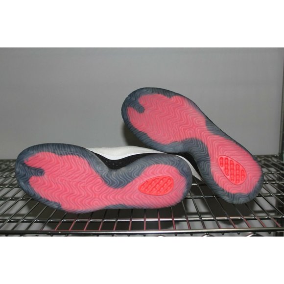 Men\'s Size 6.5 - Nike KD Trey 5 VII Shoes